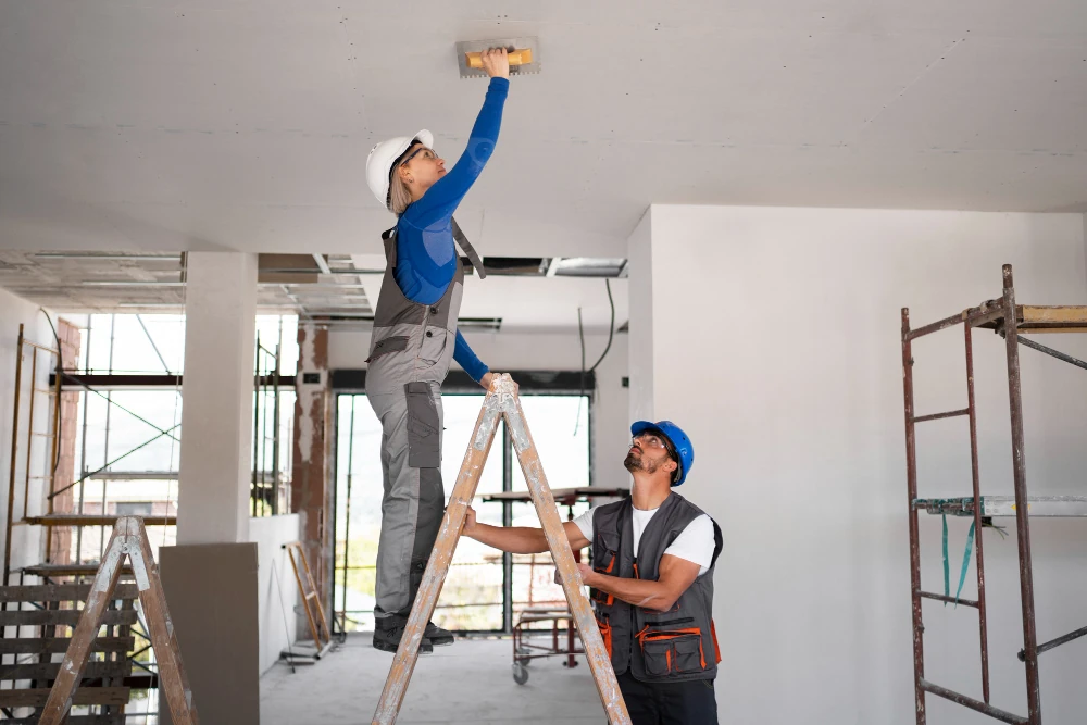 Empresa de reformas en Lleida realizando una reforma de vivienda